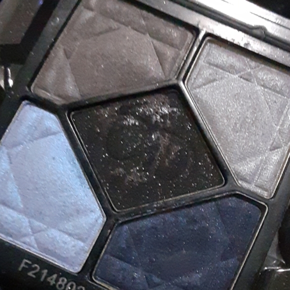 DIOR Eyeshadow Palette - Picture 3 of 8